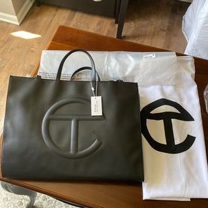 New with tags authentic large black telfar shopper with receipt
